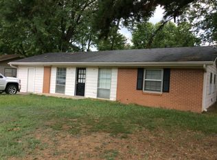 413 S Center St, Conway, AR 72034