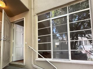 2818 Waverly Dr, Los Angeles, CA 90039
