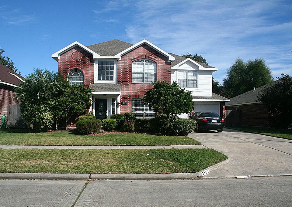 Welcome to 19122 Oakway Dr