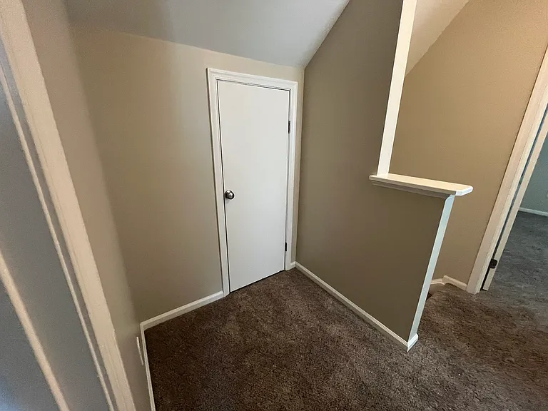 417 Bryan Ct — Photo 15