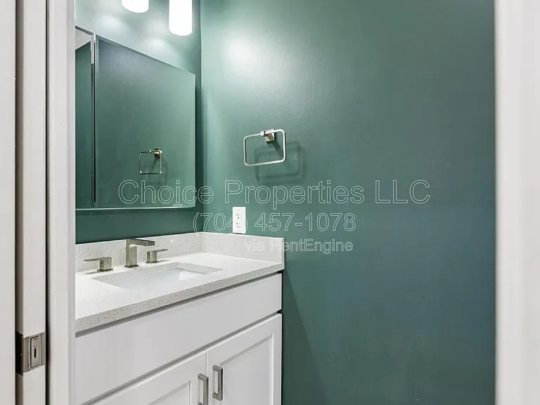 611 Poindexter Dr — Photo 11