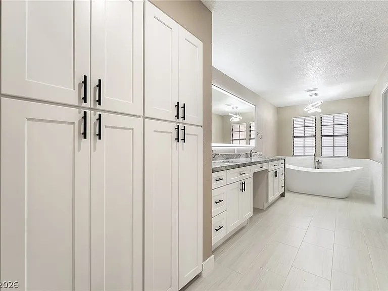 968 Pinehurst Dr — Photo 51