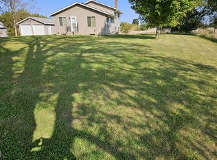 26375 Redwing Ave, Lindstrom, MN 55074