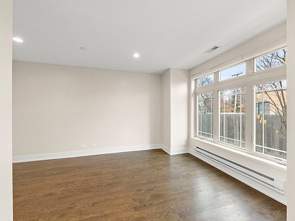 2nd image of 33 Forest Ave
