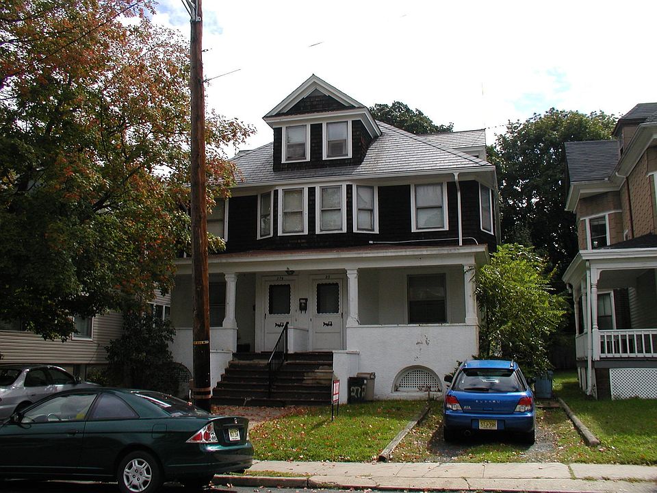 2nd image of 27 Pine St