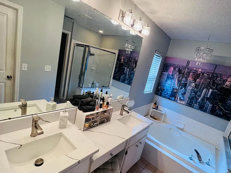 11831 Derbyshire Dr — Photo 22