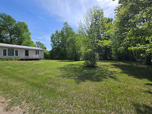 3rd image of 1699 Bordenwood Rd