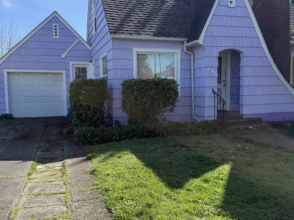 493 Park St, Lebanon, OR 97355