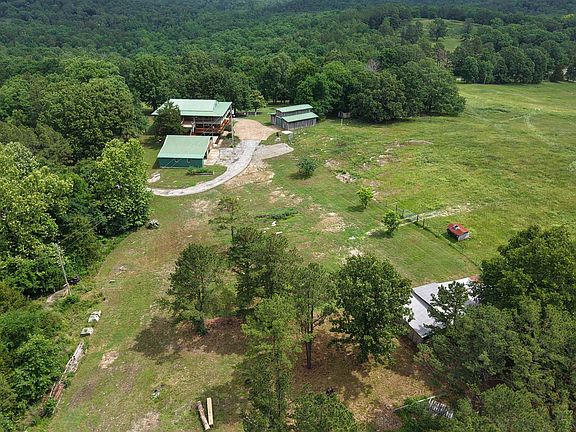 3rd image of 24 Red Lamb Rd