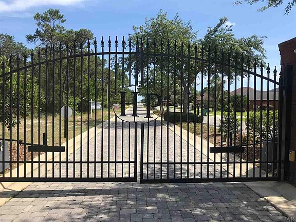 2nd image of 2072 Heritage Park Way
