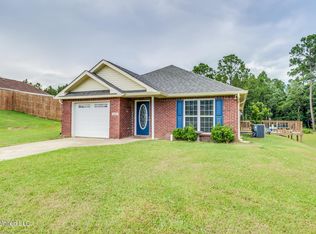 21921 Woodside Dr, Saucier, MS 39574