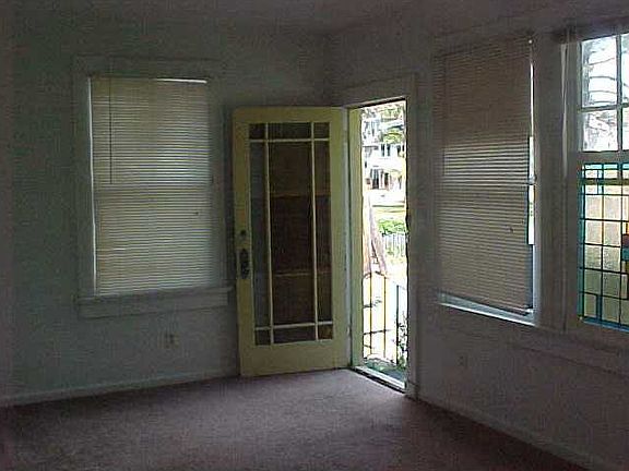 2nd image of 5610 Magnolia St