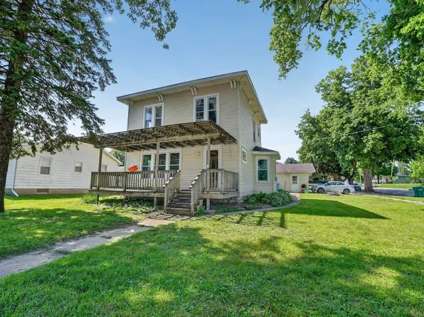 411 E Traer St, Greene, IA 50636
