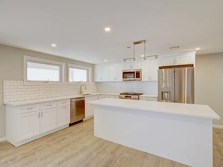 46 Kentucky St #1 — Photo 4