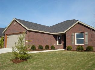1113 W Berkeley Ave, Rogers, AR 72758
