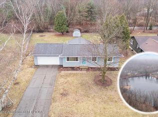 3783 Wisteria Ln, Dewitt, MI 48820