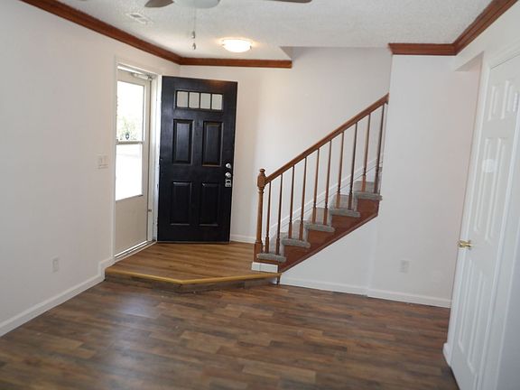 5th image of 821 Federal Ct