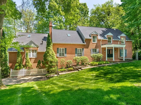 6537 Danforth Cir NW, Canton, OH 44718