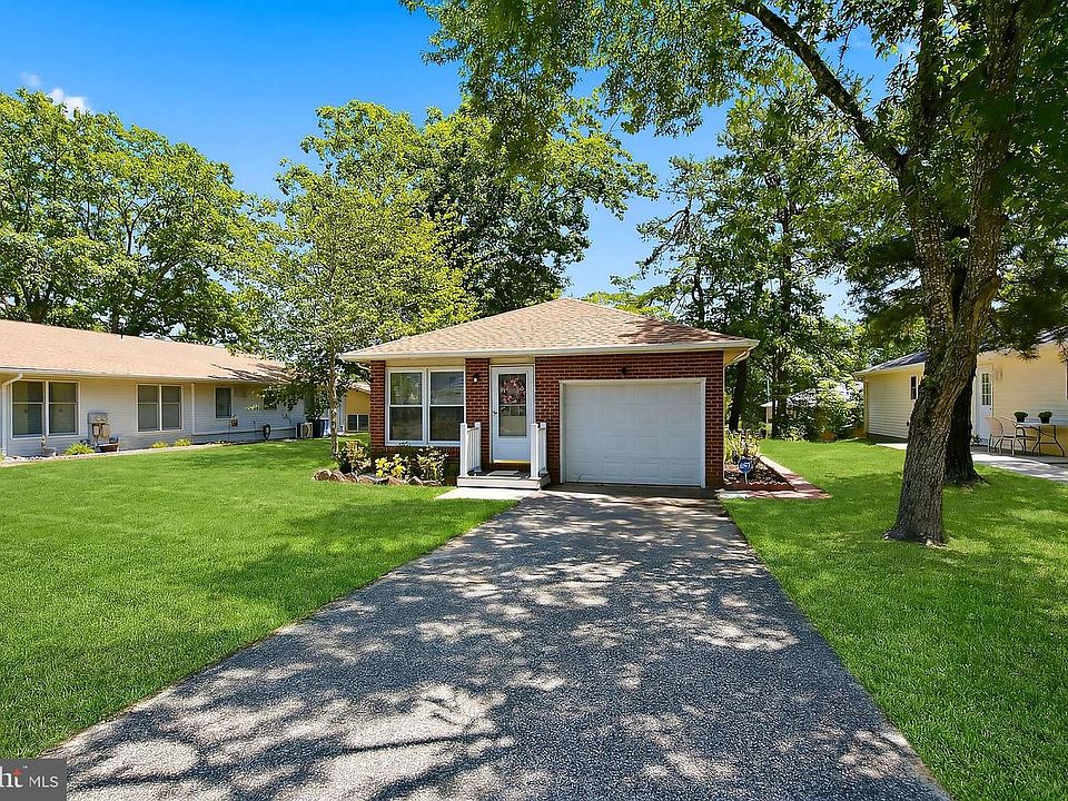 1st image of 37 Sycamore Rd
