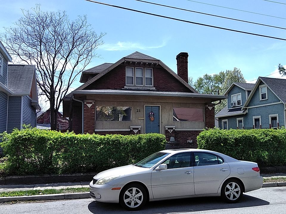 2nd image of 21 E Minnesota St