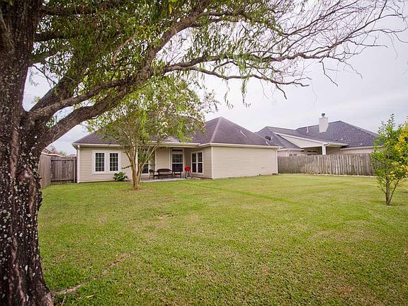4th image of 2435 Sunflower Ln