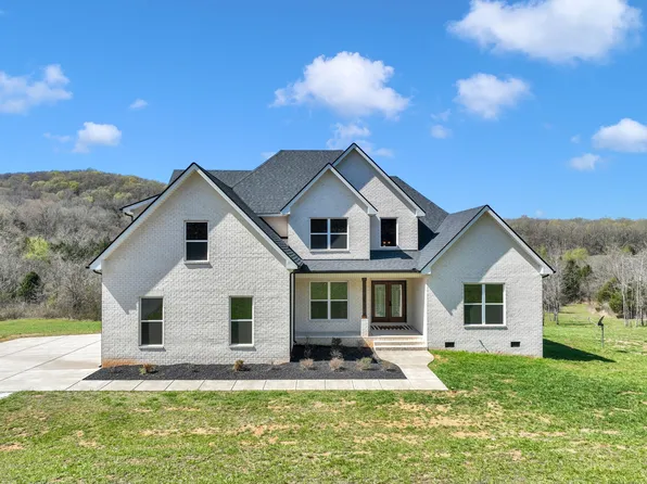 200 Charles Smith Rd, Milton, TN 37118