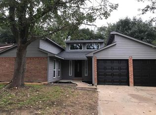5002 Pine Cliff Dr, Houston, TX 77084