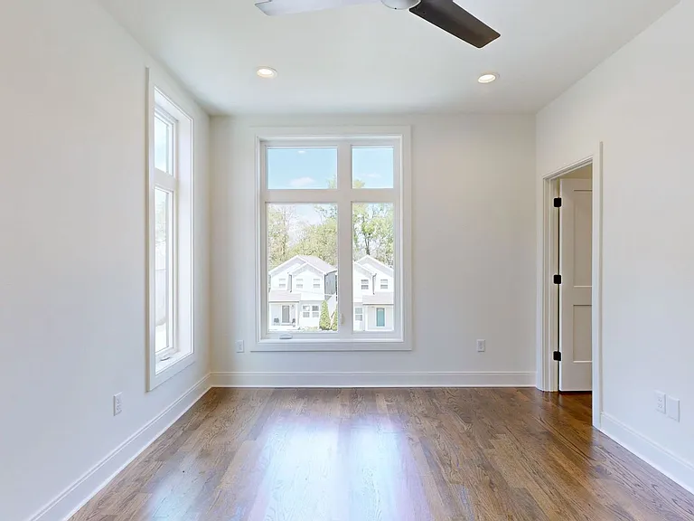 5909B Carl Pl — Photo 30