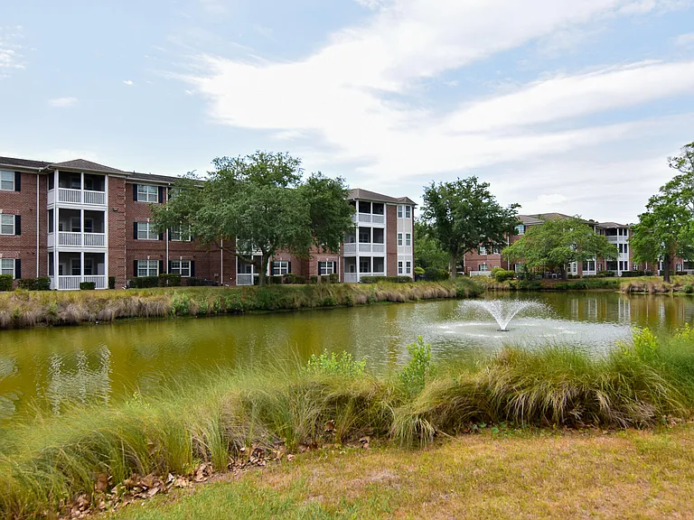 1481 Cambridge Lakes Dr — Photo 1