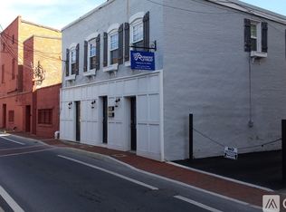 137 1/2 N Indian Aly #4, Winchester, VA 22601