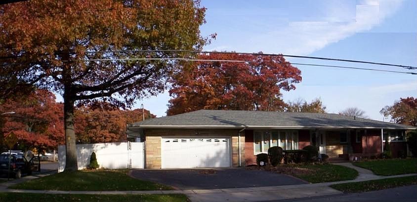 Cust Brick Ranch