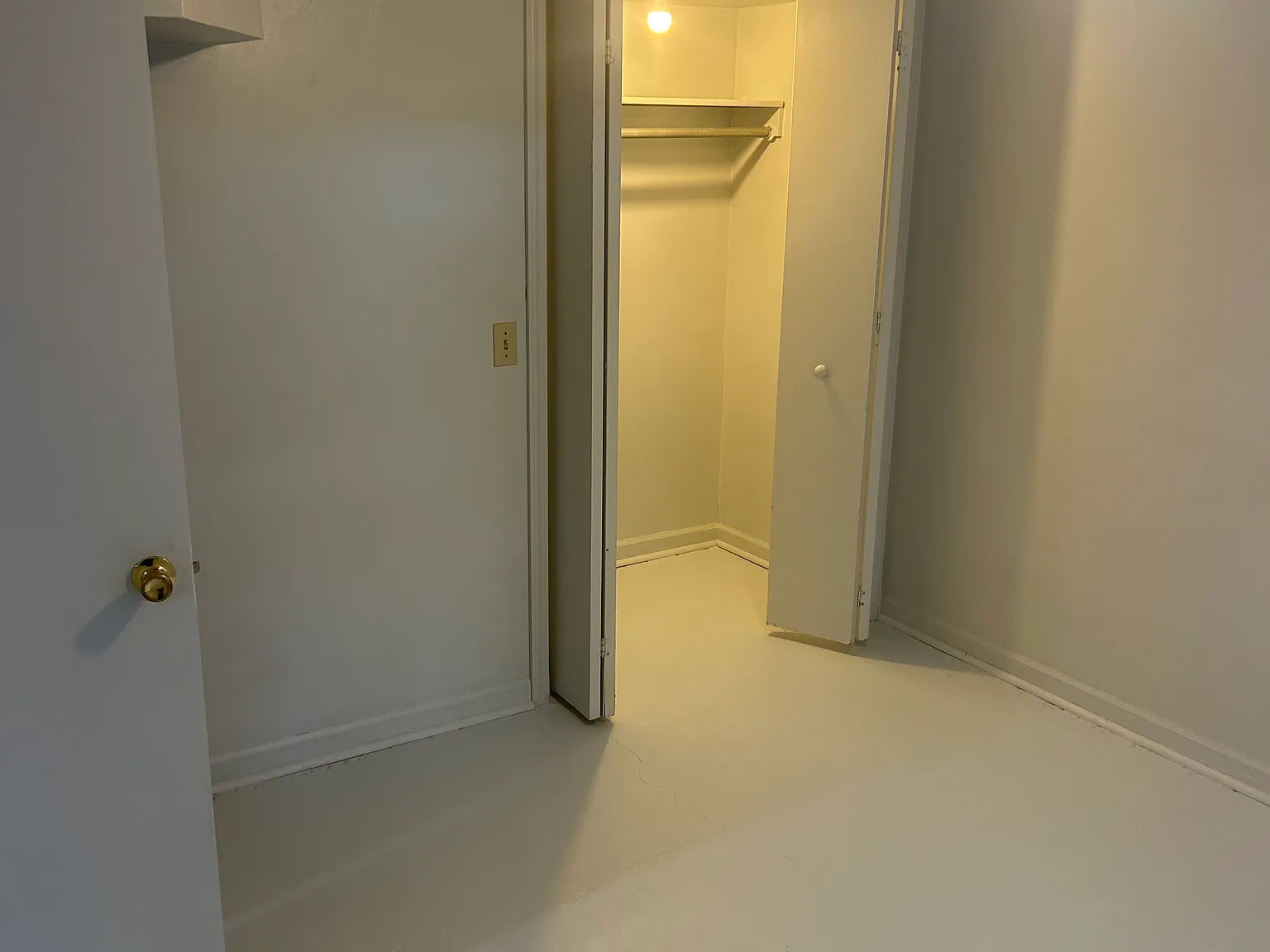 4 bed, 2.5 bath, 2000 sqft, $1,550 — Photo 2