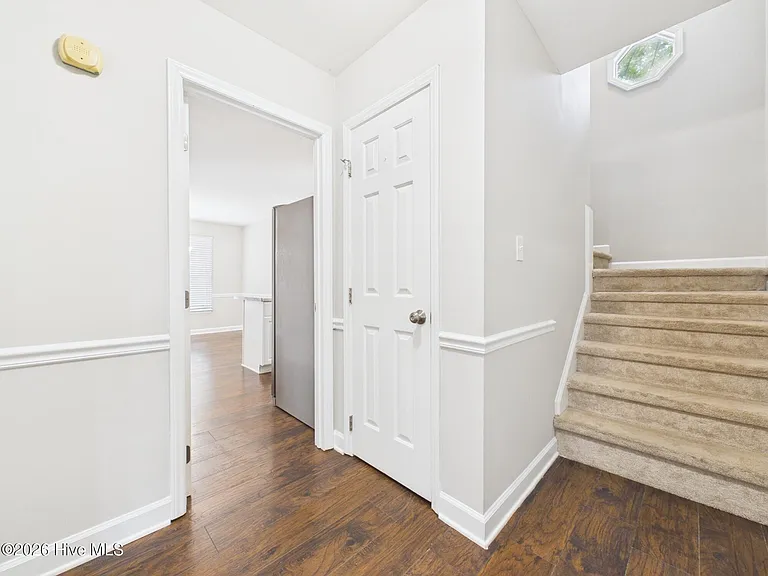 3516 Casine Ct — Photo 7