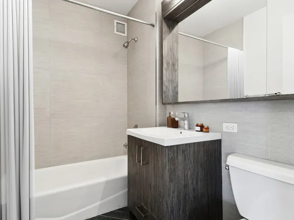 345 East 94th Street image 14 of 29