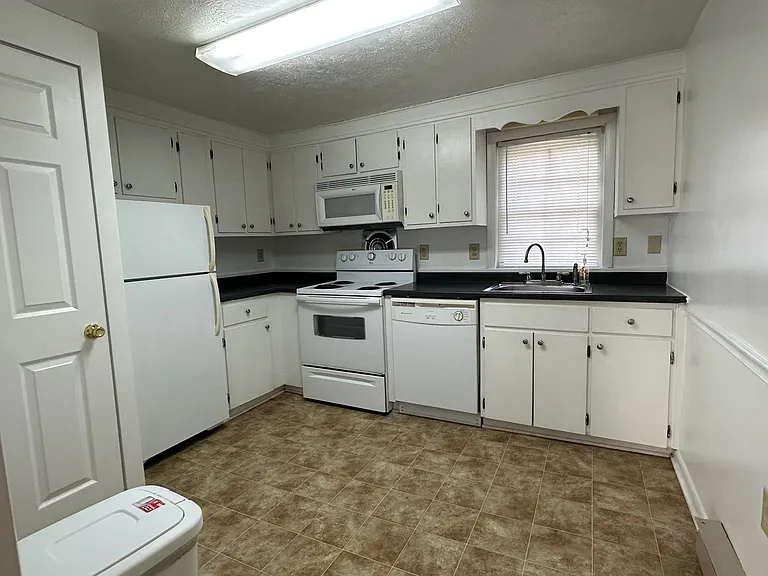 22 Peyton St — Photo 10