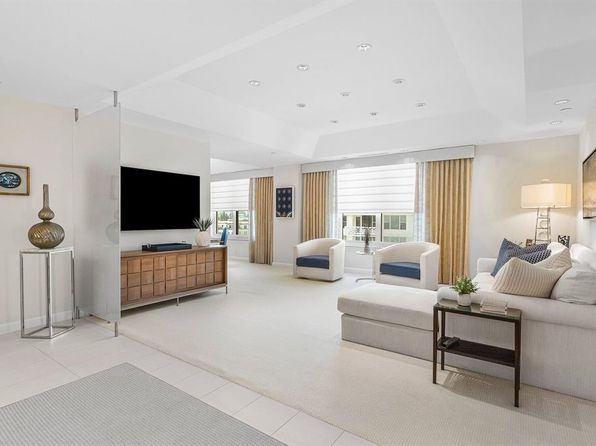 150 Bradley Pl APT 413