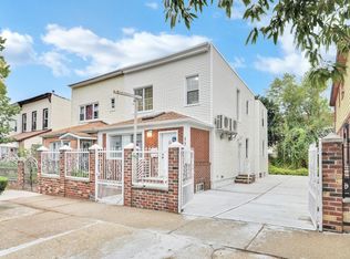 8762 124th St #2, Jamaica, NY 11418