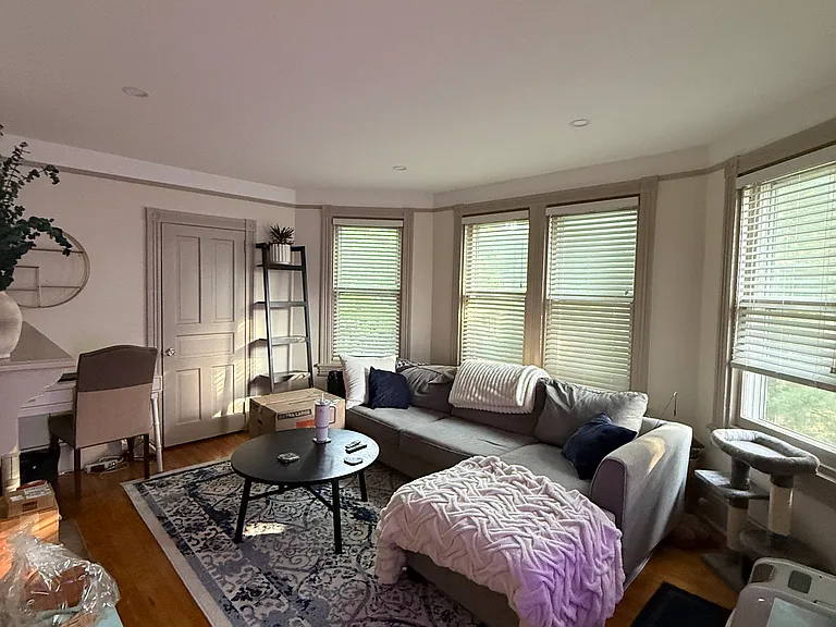 207 Cricket Ave #2 — Photo 2