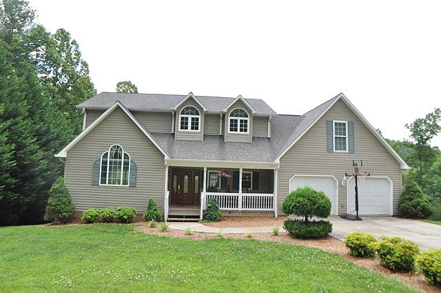 1st image of 269 Lake Forest Dr