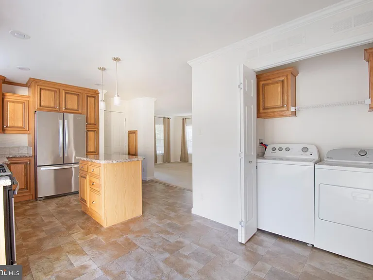 121 Bluebell Dr #11 — Photo 13