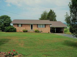 215 Dogwood Ln, Bean Station, TN 37708