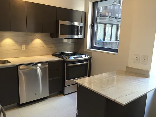 Rented by Stonehenge NYC LLC | media 2