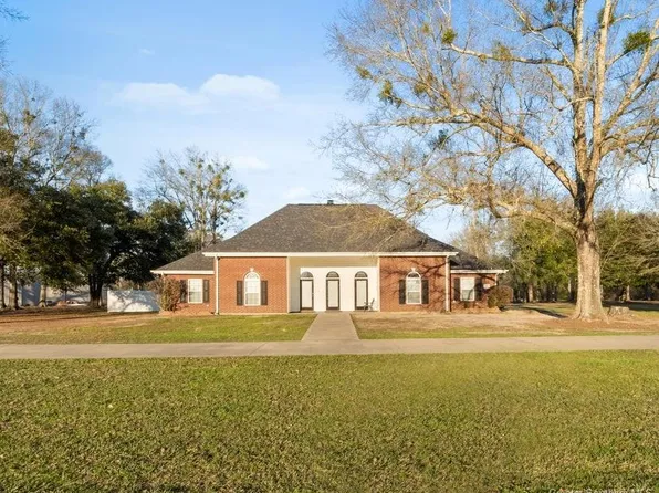 214 Little Happy Ln, Deridder, LA 70634