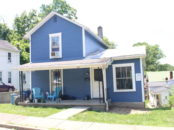 17 Walker St, Athens, OH 45701