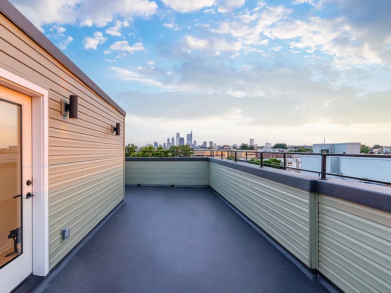 1627 Fontain St #C — Photo 10