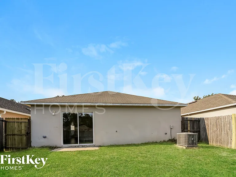 3413 Alec Dr — Photo 15
