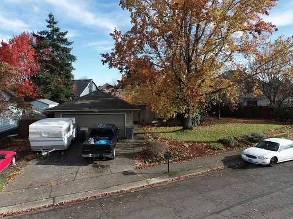 3665 Bartley Dr SE, Albany, OR 97322