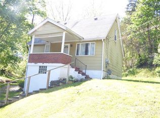 165 Hickory St, Mc Kees Rocks, PA 15136