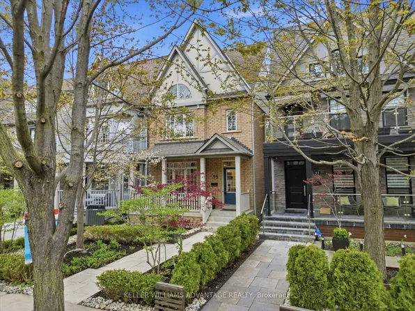 95 Sarah Ashbridge Ave, Toronto, ON M4L 3Y1