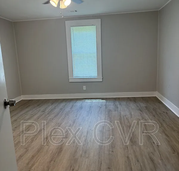 6 Linwood Ct — Photo 3